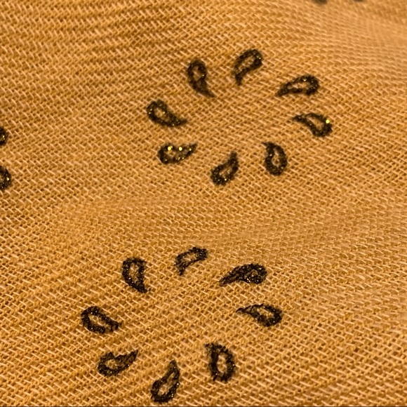 Zara Gold Scarf with tassels - Picture 6 of 6